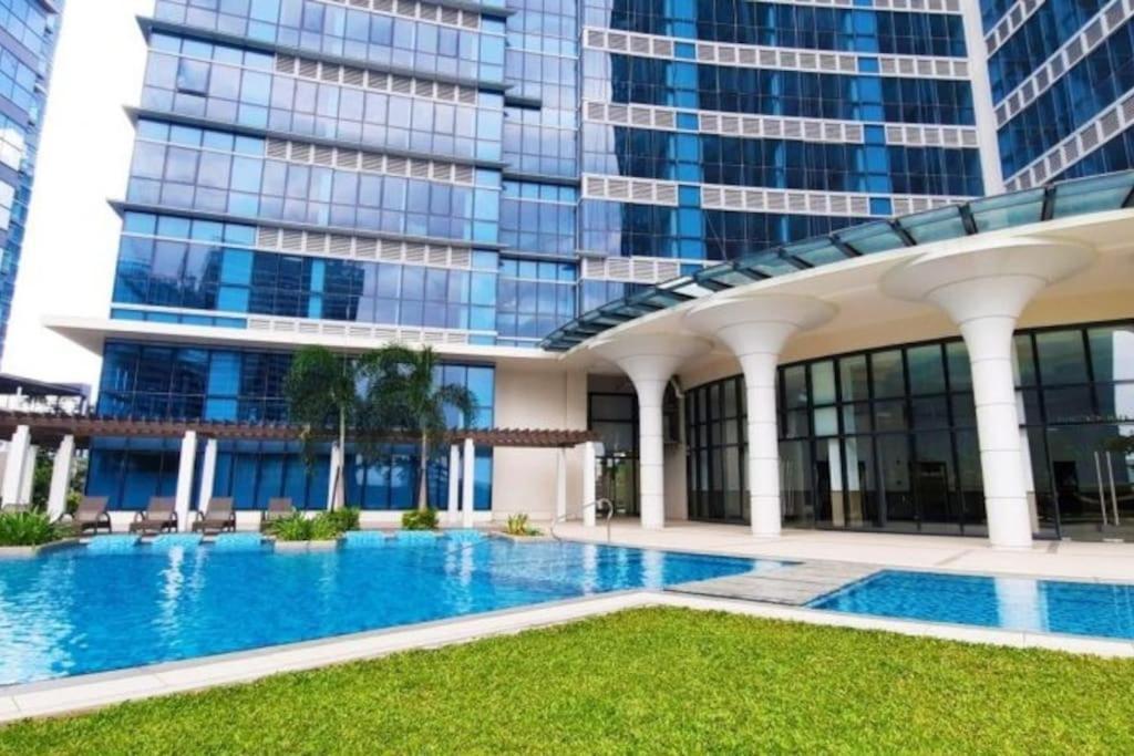 Luxestaysmnl Coastal Chic Netflx 380Mbps Pool Bgc Manila Luaran gambar